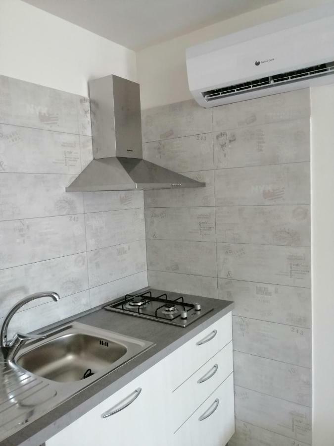 פורמיה Monolocale Tirreno Studio Seafront מראה חיצוני תמונה